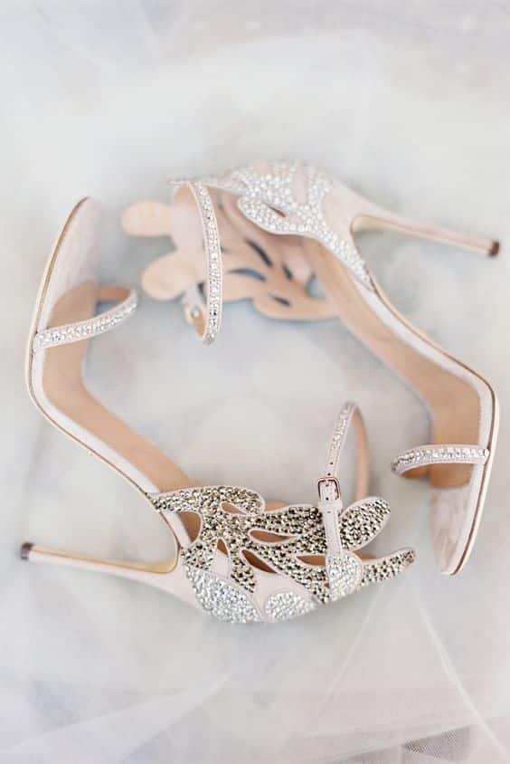 modelos sapatos noiva sandalia